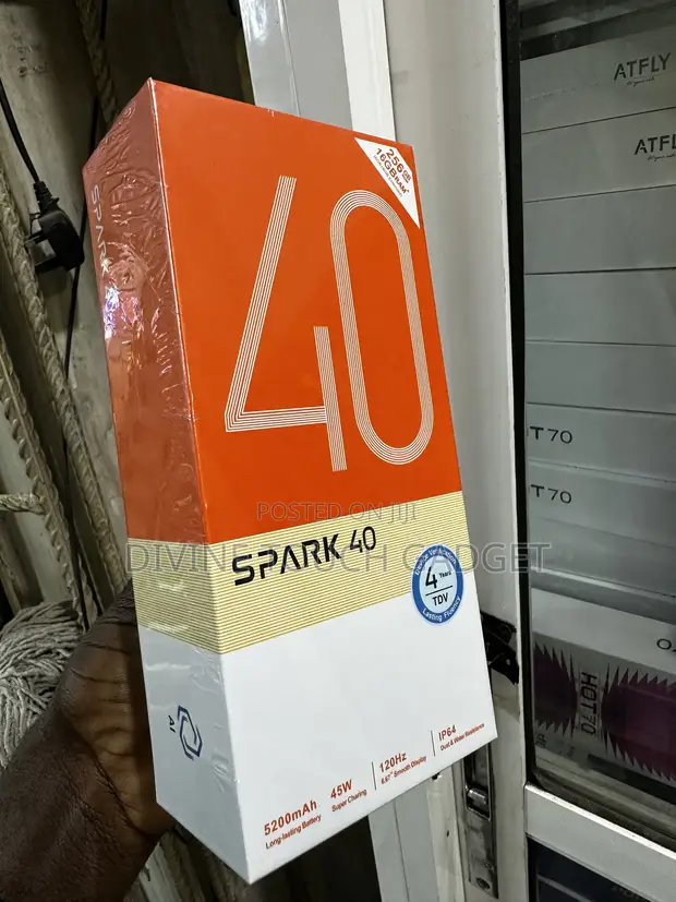 New Tecno Spark 40 256GB Black - 1