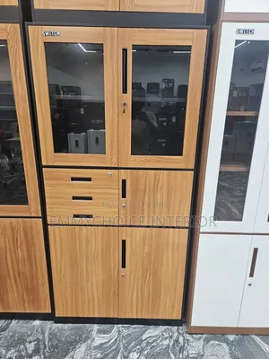 Babban Kyakkyawan Katako na Karfe mai Leka da Makulli