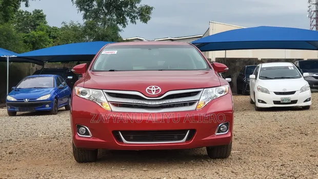Toyota Venza 2014 Red - 1