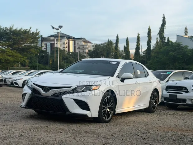 Toyota Camry SE 2018 Foreign Used - 1