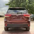 Toyota Highlander XLE 2017 Maroon - 4