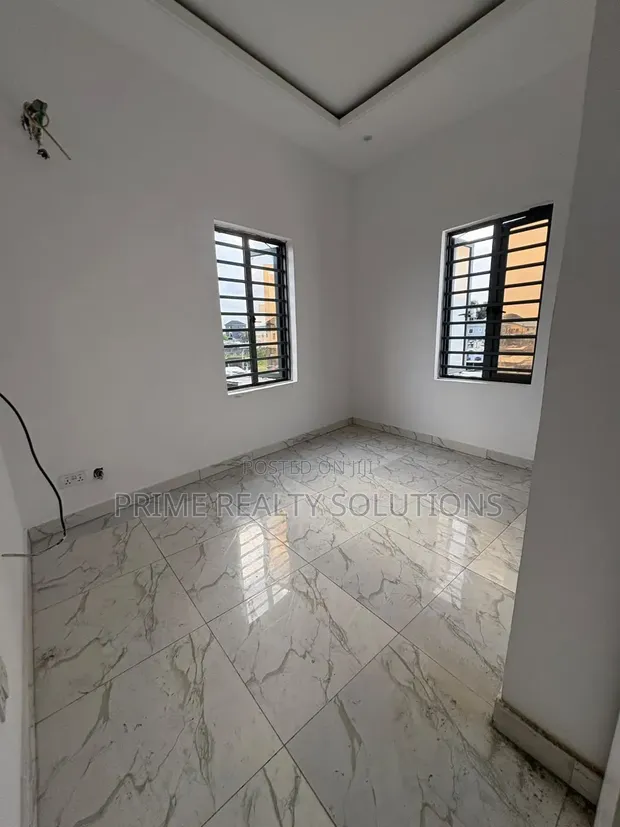 Gidan Kwana 1 Bedroom da ake Raba a Ologolo don Sawa - 1