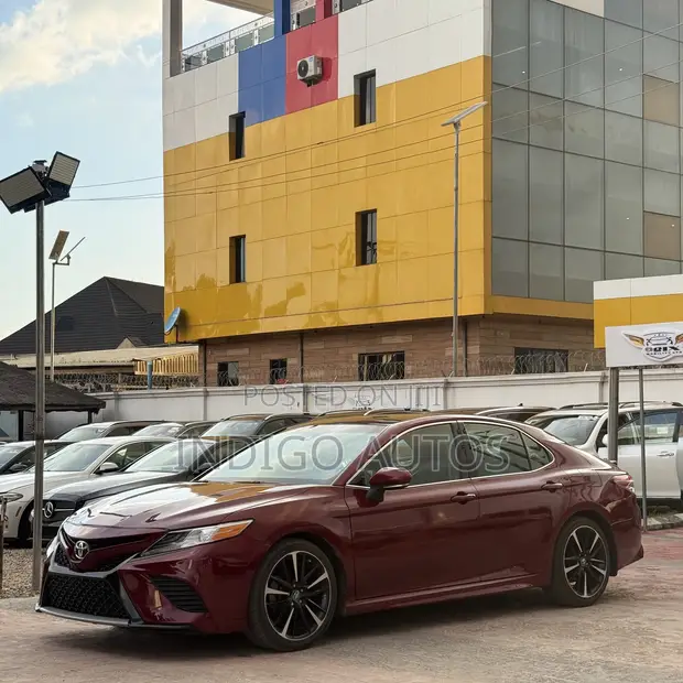 2018 Toyota Camry XSE V6 Jaka - Foreign Used - 1