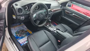 Mercedes-Benz C250 2014 Fari