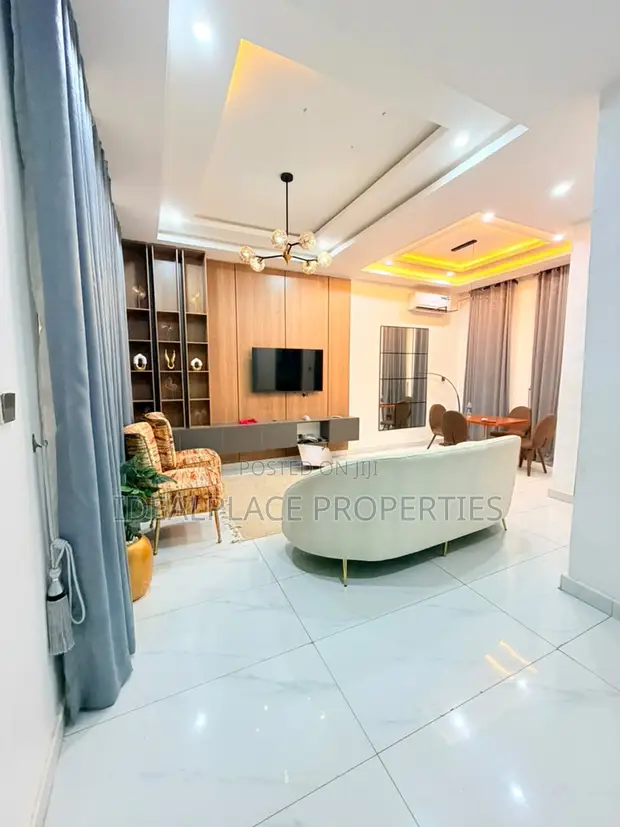 Gidan Terrace Mai Dakuna 4 da Kayayyaki a Ogba, Ikeja - 1