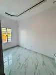 3 Bedroom Sabon Gina Duplex Don Siyarwa a Agege - 1