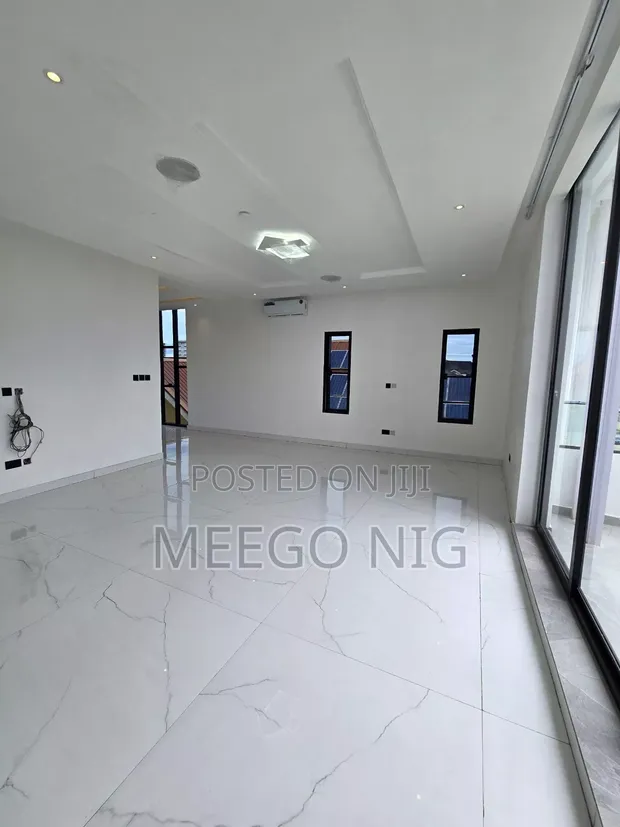 2 Bedroom Apartment don haya a Nicon Town, Ikate - 1