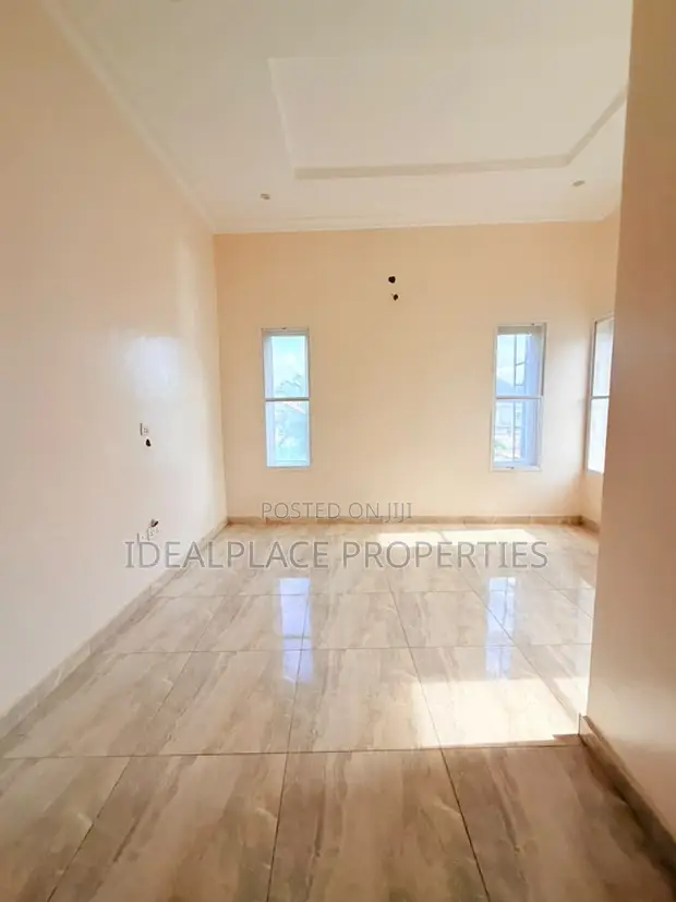 4 Bedroom Duplex Don Sayarwa a Isheri North - 1