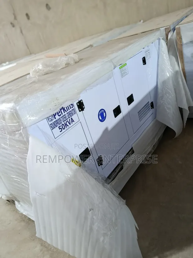 Perkins Soundproof 50kVA Generator na British Standard - 1
