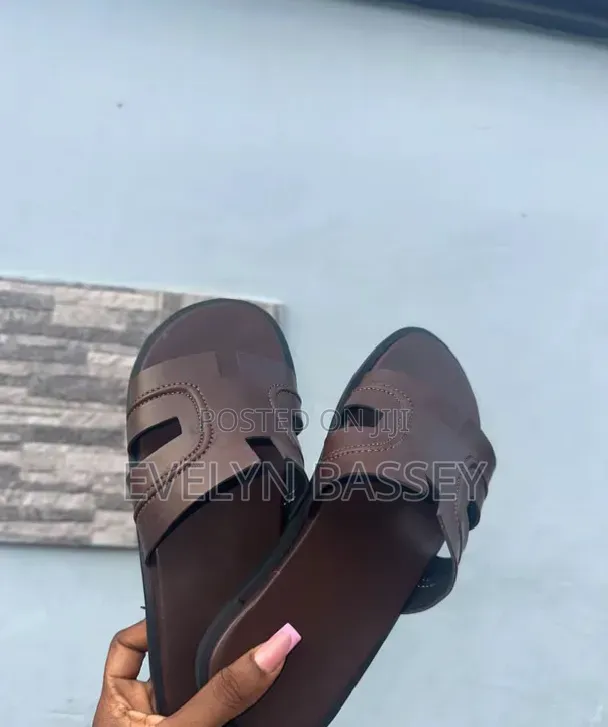 Handmade Men's Leather Slide Slippers - 1