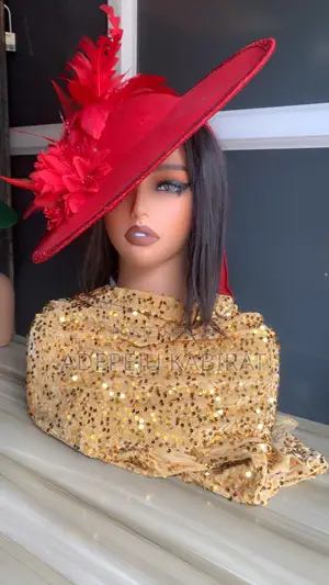 Kyakkyawar Ja Fascinator Mai Gashin Tsumaki