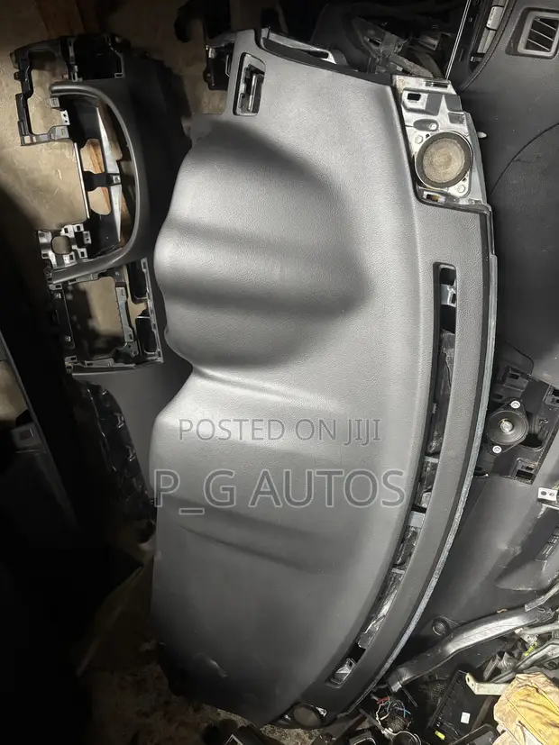 Lexus RX330 Dashboard 2008 - 1