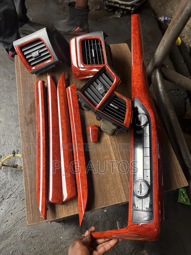 Toyota Highlander Dashboard Parts (2015-2017) - 1