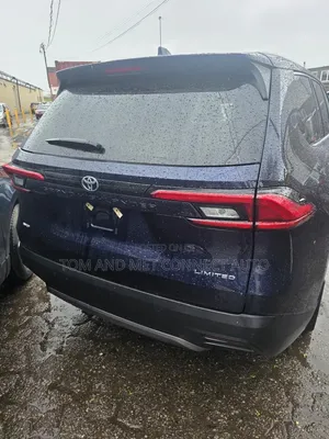 2024 Toyota Grand Highlander Limited AWD Blue