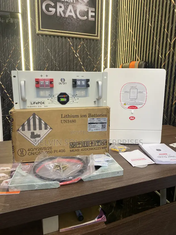 Luxwatt 5kWh 24V Solar Lithium Ion Phosphate Baturi - 1
