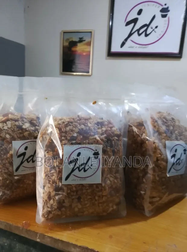 Crunchy Nutty Granola - 1kg - 1