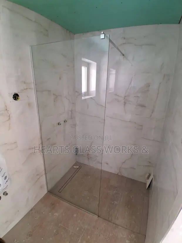 Frameless One-Sided Glass Installation (Heart Glass Works) - 1