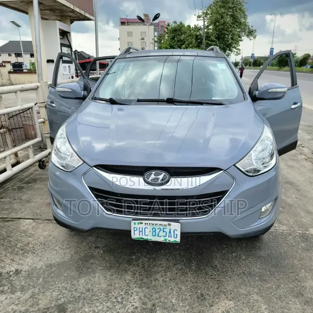 2015 Hyundai Tucson Limited AWD Blue - 1
