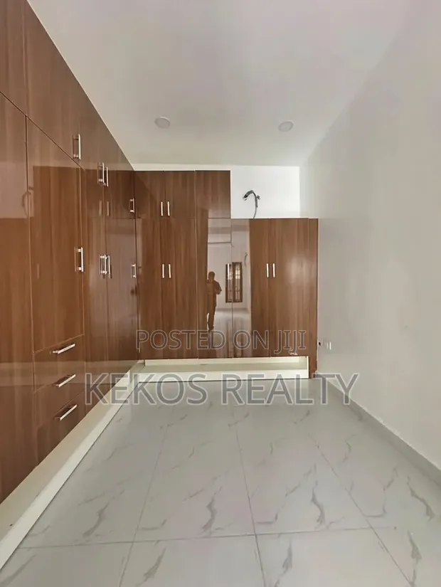 4 Bedroom Sabon Gine Townhouse/Terrace a Jahi Gilmore Don Sawa - 1