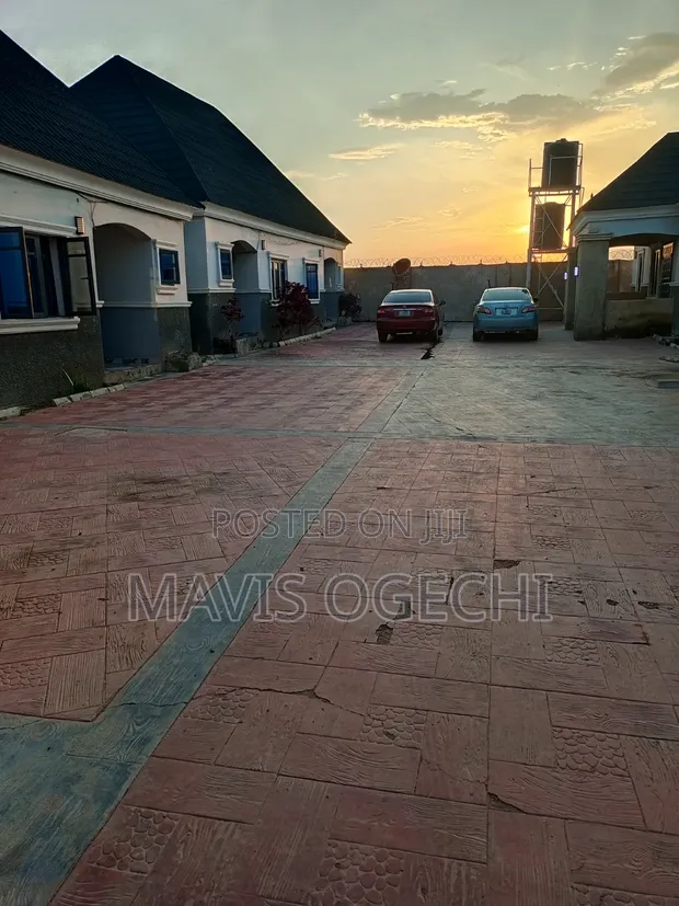 1 Bedroom Flat & Parlour for Rent, Rugar Madaki, Karu - 1