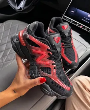 DeeMatyz: Quality Sneakers Shoes Available