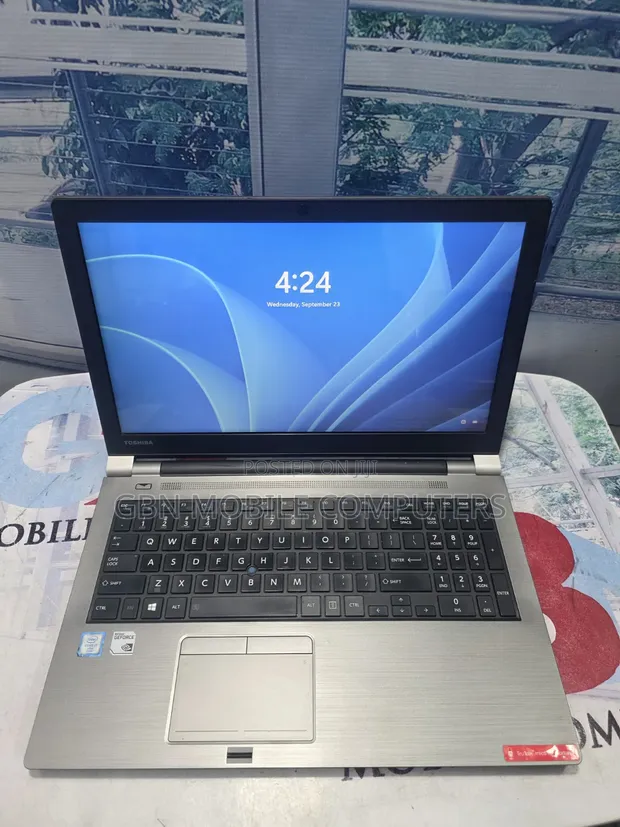 Toshiba Tecra Z50 Laptop - Core i7, 16GB RAM, 500GB HDD - 1