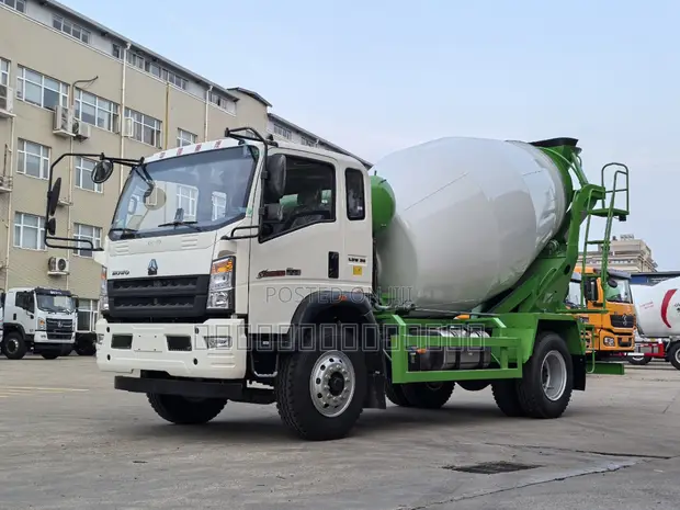 HOWO Concrete Mixer Truck - Foreign Used - 1