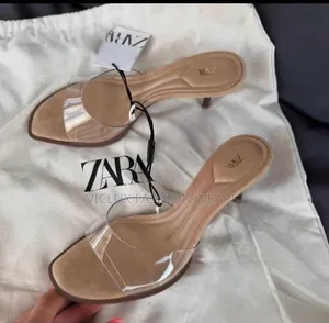 Takalmi Mai Kyau Na Mata na Zara