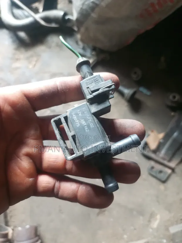 Volvo XC90 T5 Brake Vacuum - 1