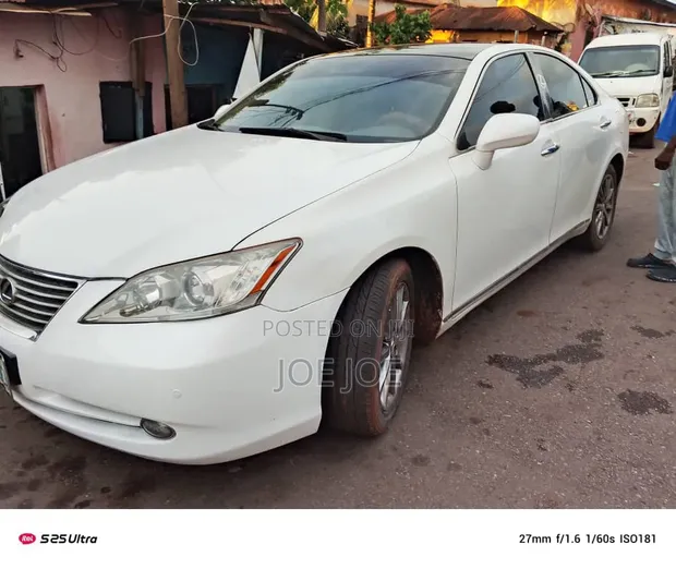 Lexus ES 350 2009 White - 1