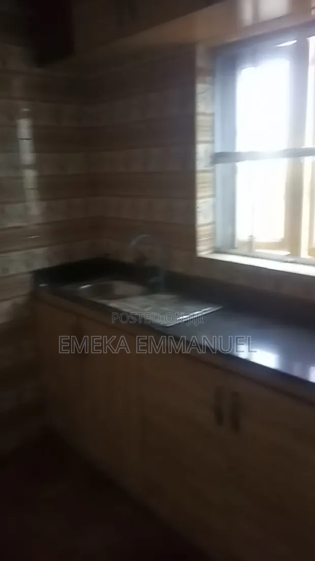 1 Bedroom Apartment don haya a Kwata, Awka - 1