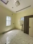 4 Bedroom Semi-Detached Duplex a ke sayarwa a Chevron - 5