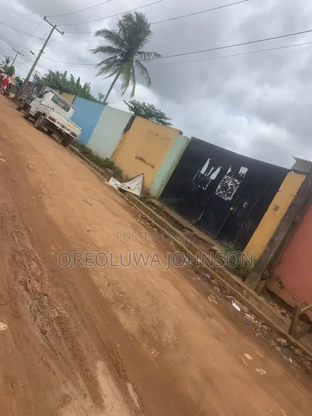 Filaye 3 da Gida, Akesan - 1