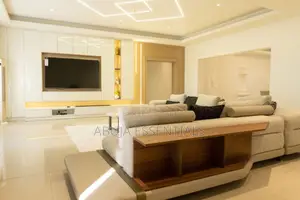 Stunning 2 Bedroom Apartment with Pool in Mabushi