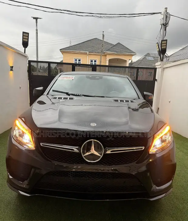 Mercedes-Benz GLE 450 AMG 2016 - 1