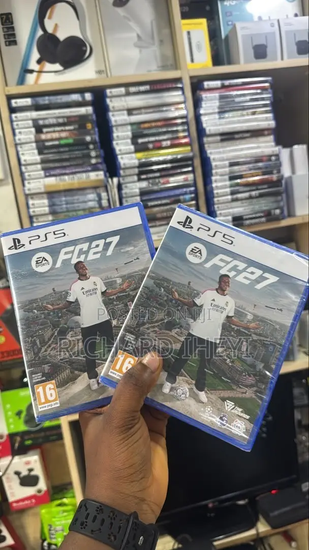 EA FC 27 FIFA 2027 Game Disk PS5 - 1
