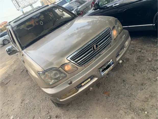 Lexus LX 470 AWD 2001 Gold - 1