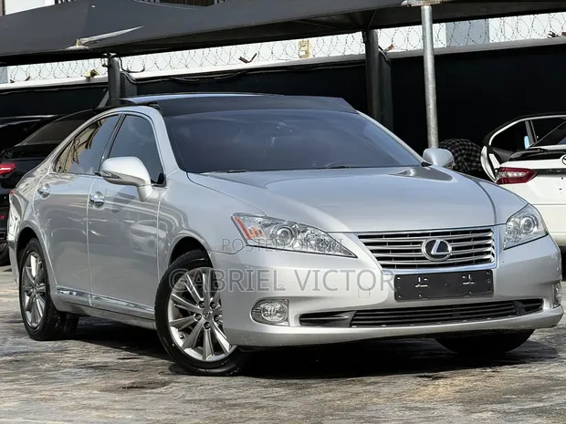 2012 Lexus ES 350 - Fully Loaded, Accident-Free - 1