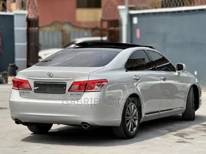 2012 Lexus ES 350 - Fully Loaded, Accident-Free