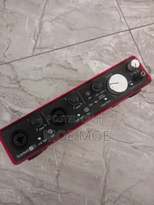 Focusrite Scarlett 2i4 Soundcard
