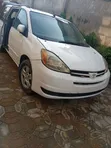 Toyota Sienna 2005 Fari - 2