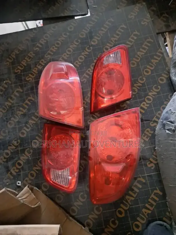 Hyundai Santa Fe 2006 - Brand New Back Light - 1