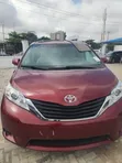 2011 Toyota Sienna LE 8-Passenger Burgundy - 2