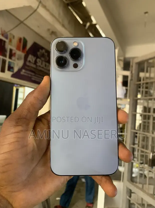 Apple iPhone 13 Pro Max 256GB Used - 1