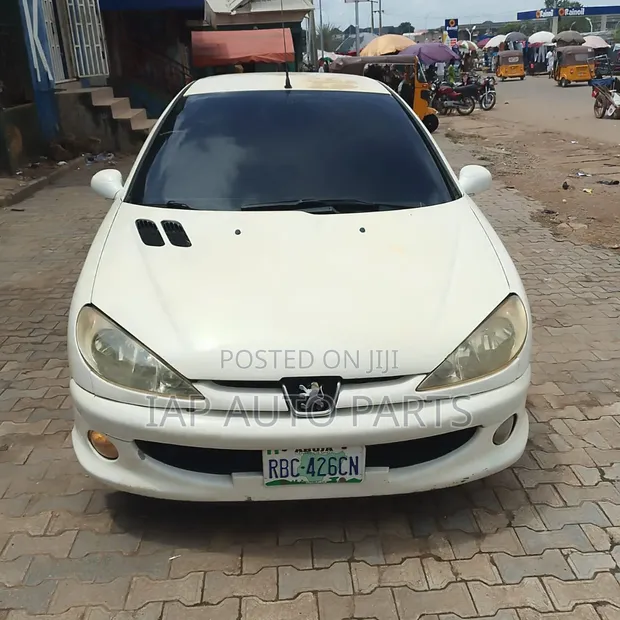 Peugeot 206 1.1 Filou 2005 White - 1