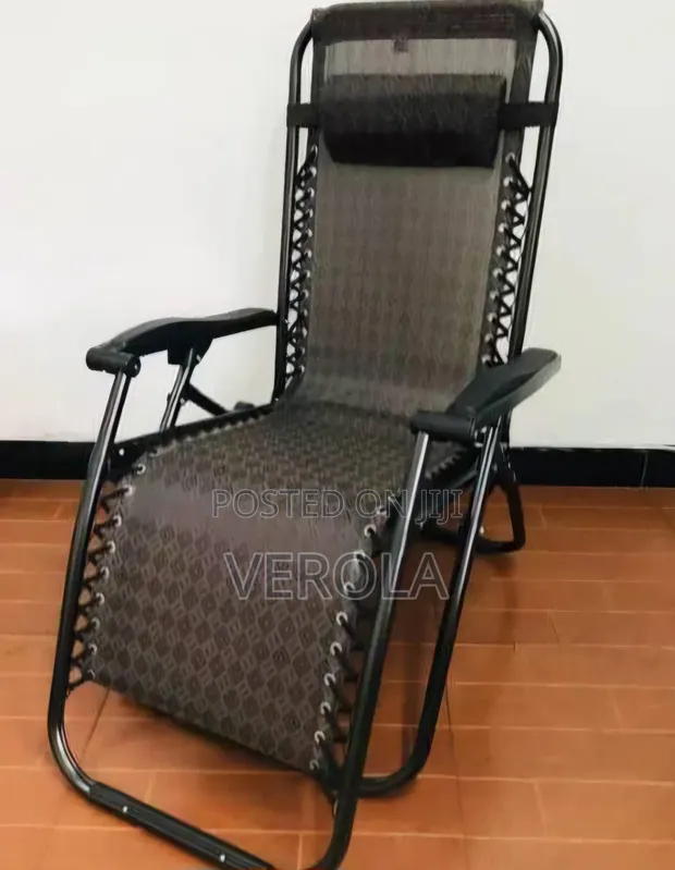 Premium Foldable Reclining Lounge Chair - Comfortable & Durable - 1
