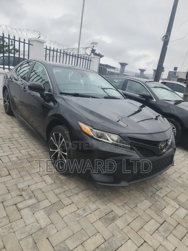 2019 Toyota Camry SE (2.5L 4-Cylinder) - Foreign Used - 1