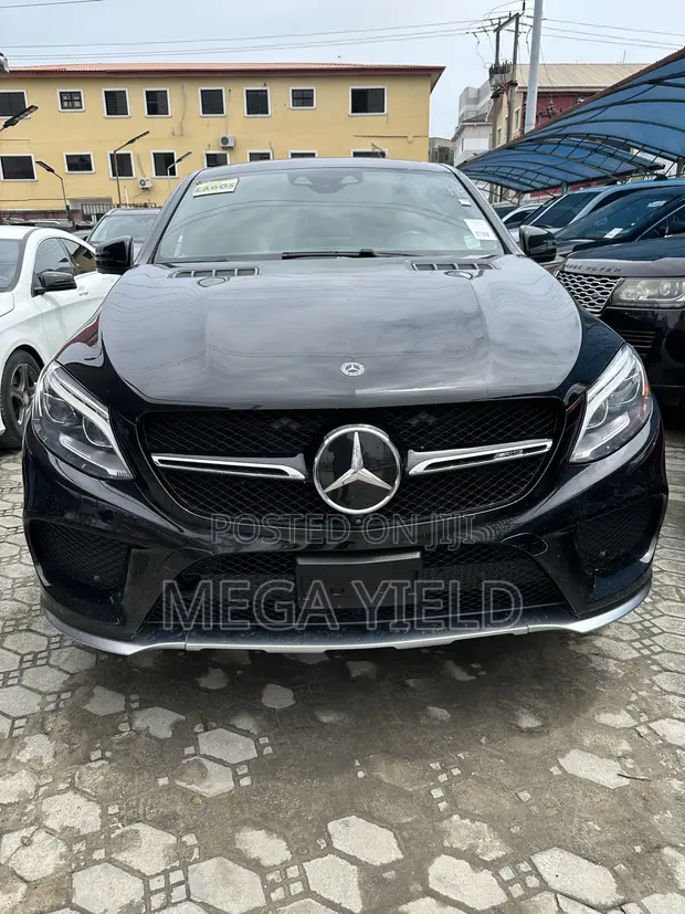 Mercedes-Benz AMG GLE 43 4MATIC 2018 Black - 1