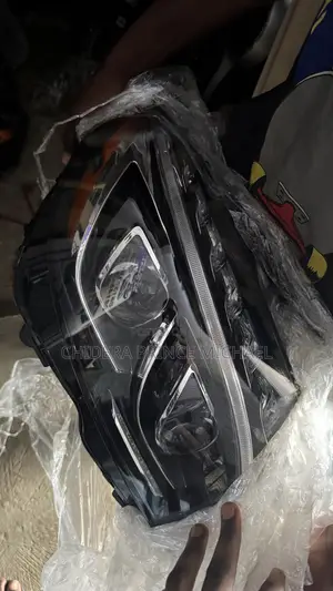 Fitilar Kai ta Mercedes-Benz W205 C43/400 (2016-2020)