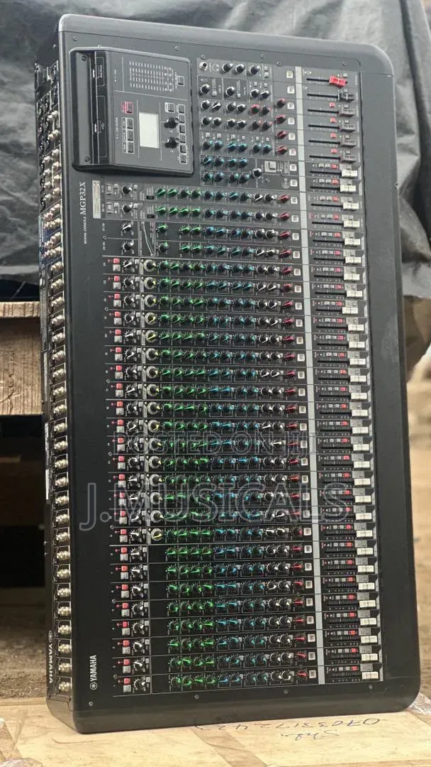 Yamaha 32-Channel Semi-Digital Mixer - 1